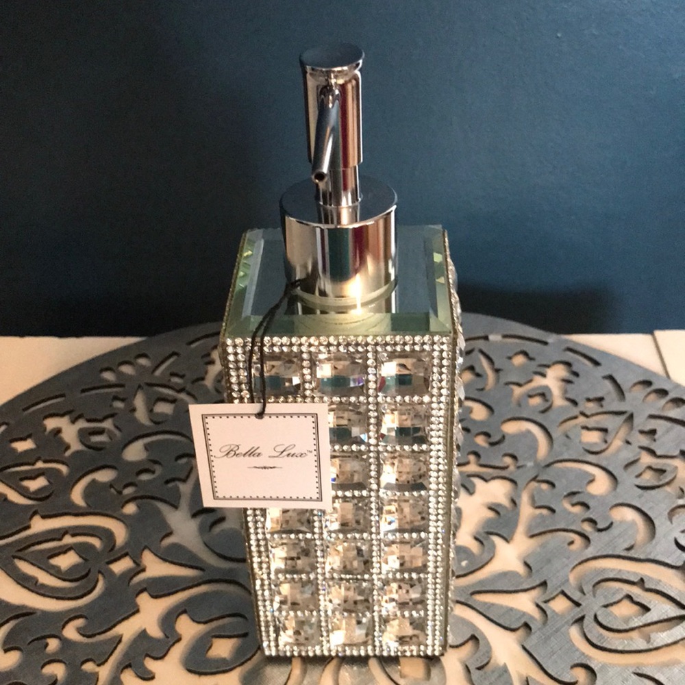 Bella Lux Mirrored Soap Dispenser with Crystals